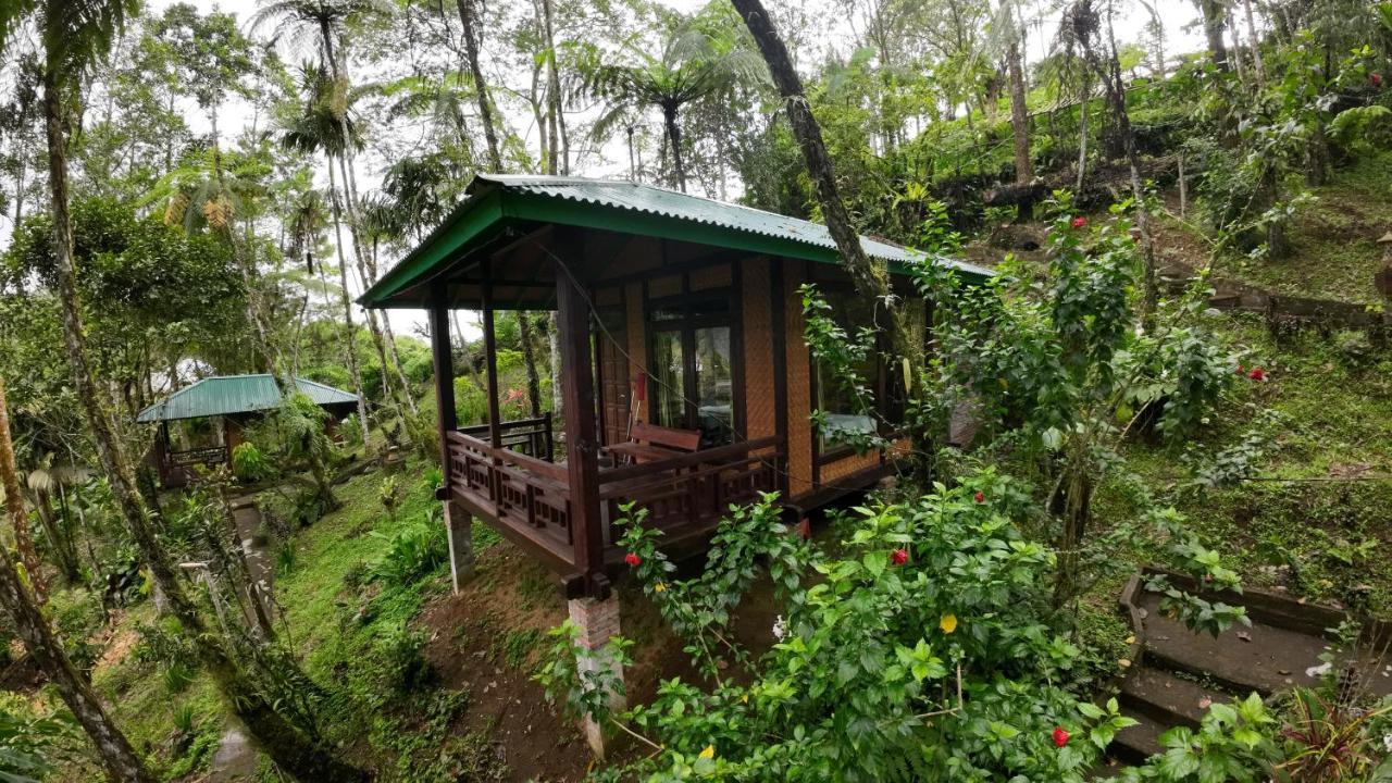 Rimba Eco Resort Tomohon Екстериор снимка